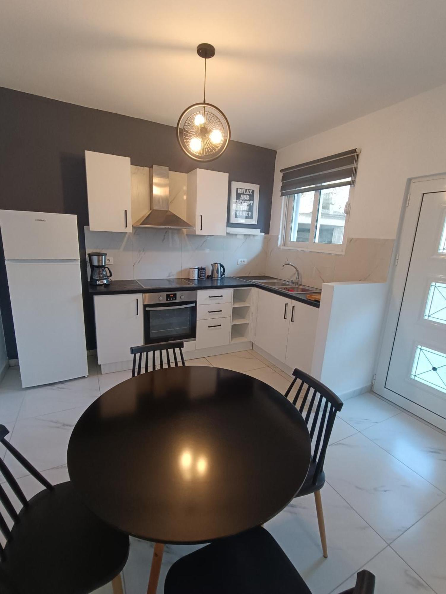 Alexander Apartments Спартия Екстериор снимка